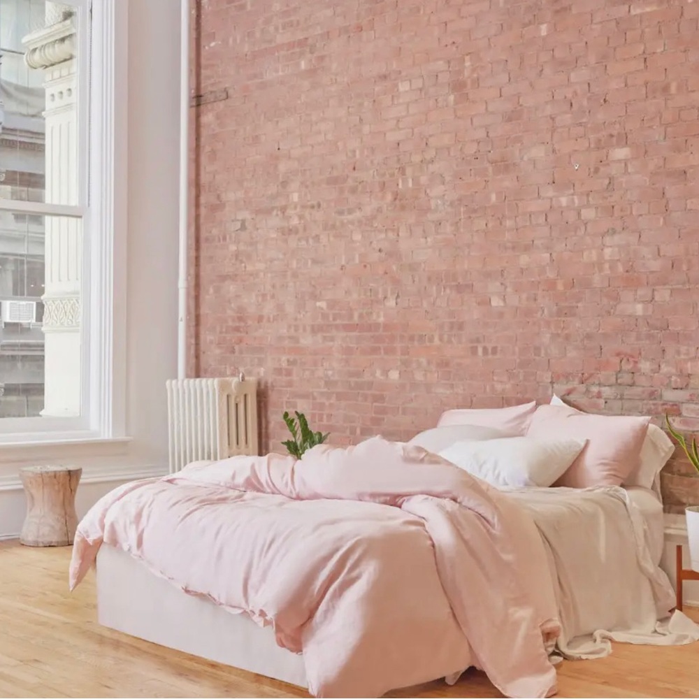 Buffy Breeze Duvet Cover in Blush